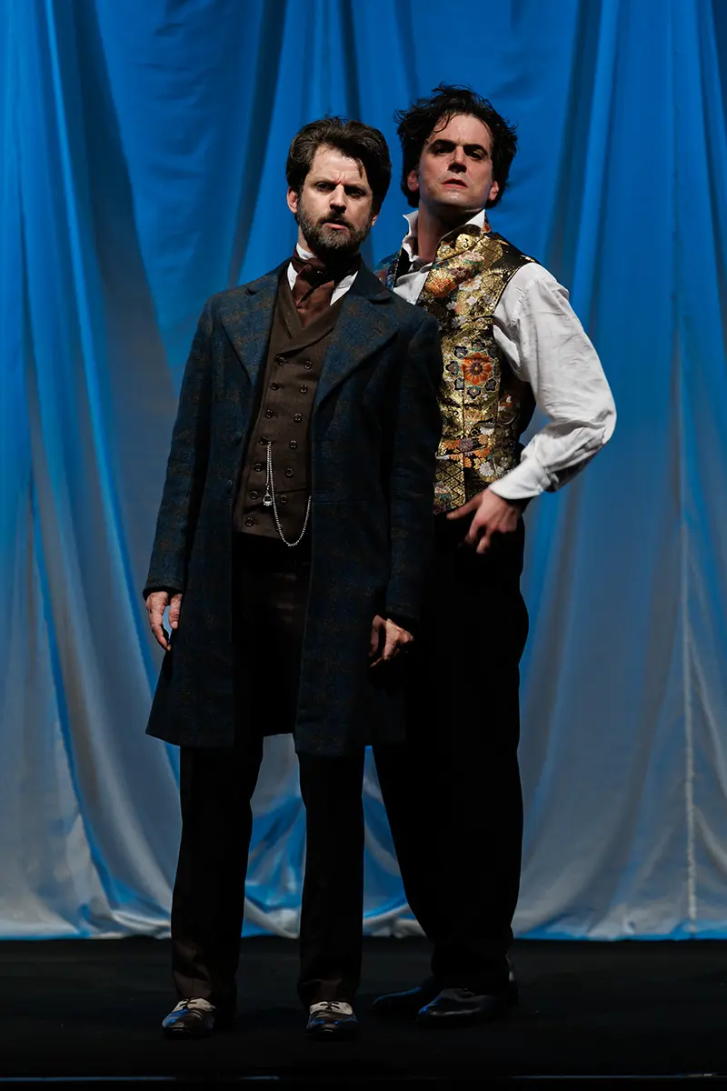 emiliano sicuro costumista teatrale